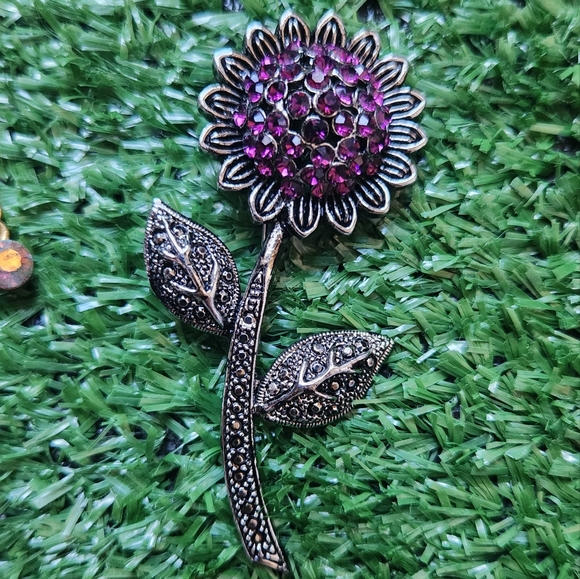 Purple Rhinestones Brooches - Picture 8 of 11